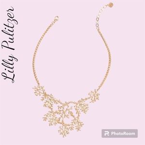 NWT Lilly Pulitzer Elsa necklace gold metallic
